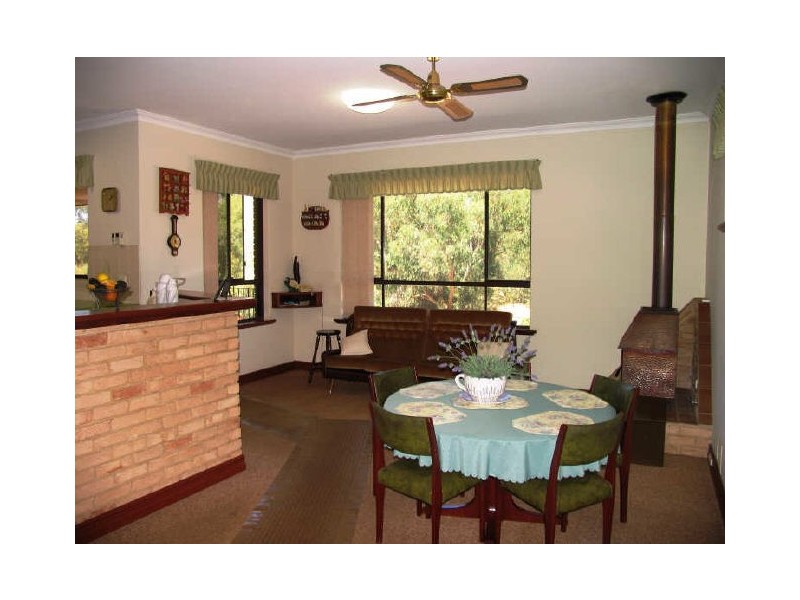 12 Gum Grove, Guildford WA 6055
