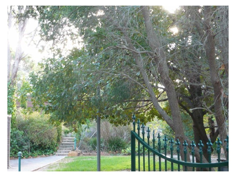 30 Goodall Street, Lesmurdie WA 6076