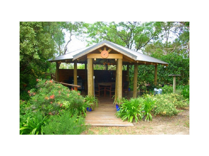 5 Grace Road, Kalamunda WA 6076