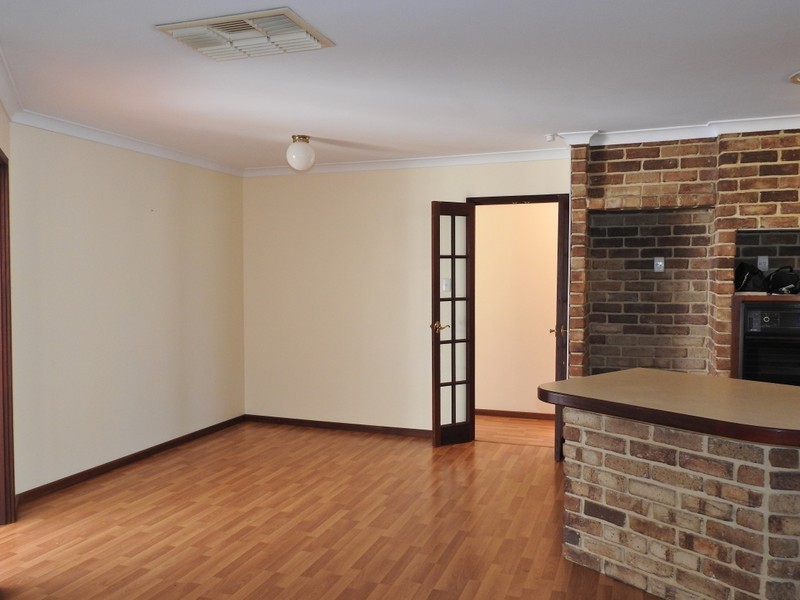 12 Darling Court, Maddington WA 6109