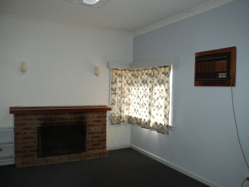 6 Lane Road, Kalamunda WA 6076