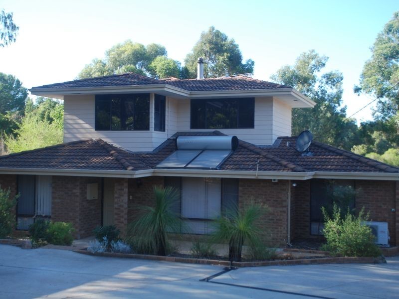 18 Nicholl Street, Glen Forrest WA 6071