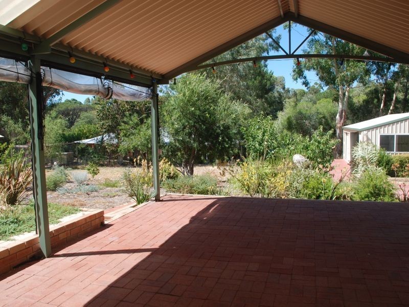 18 Nicholl Street, Glen Forrest WA 6071