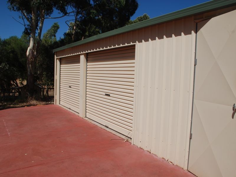 18 Nicholl Street, Glen Forrest WA 6071
