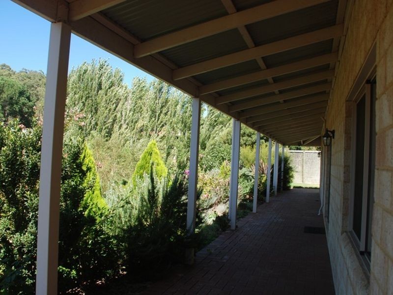 59 Heidleberg Road, Bickley WA 6076