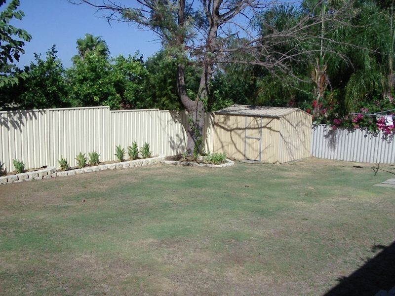 46 Tunnicliffe, Parmelia WA 6167
