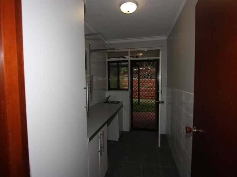 11 Regdel Road, Lesmurdie WA 6076