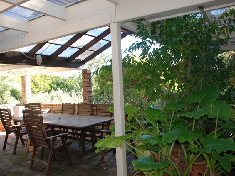 19 Dale Road, Gooseberry Hill WA 6076