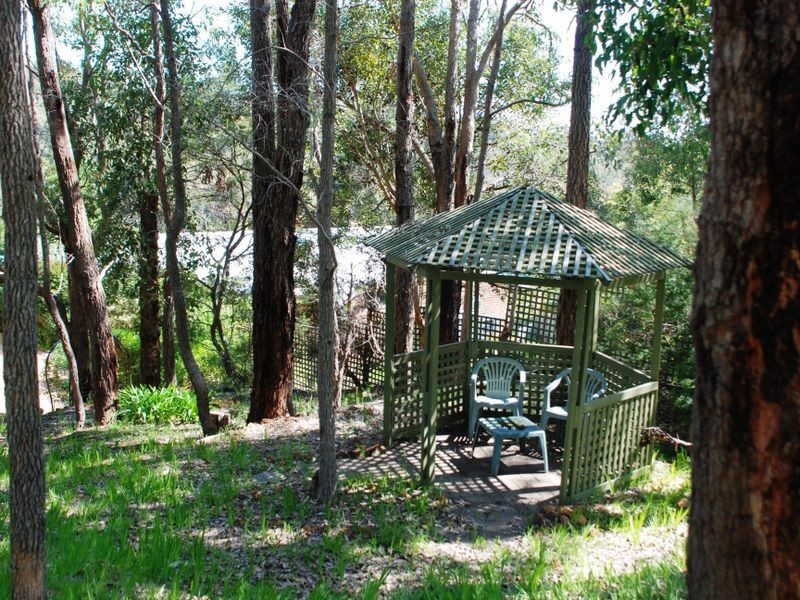 7 Torwood Drive, Gooseberry Hill WA 6076