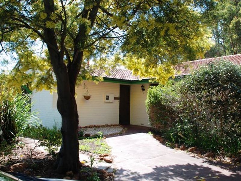7 Torwood Drive, Gooseberry Hill WA 6076