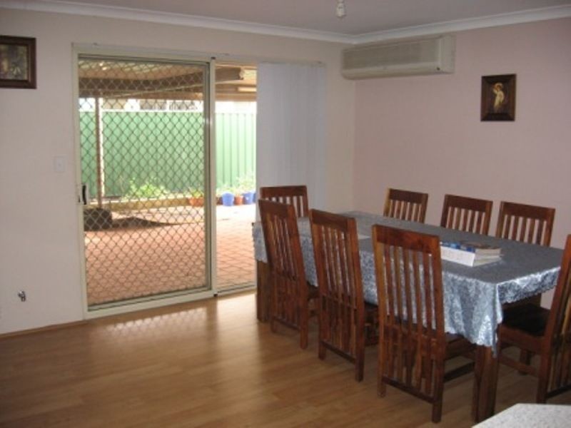 2 Beryl Close, Maida Vale WA 6057