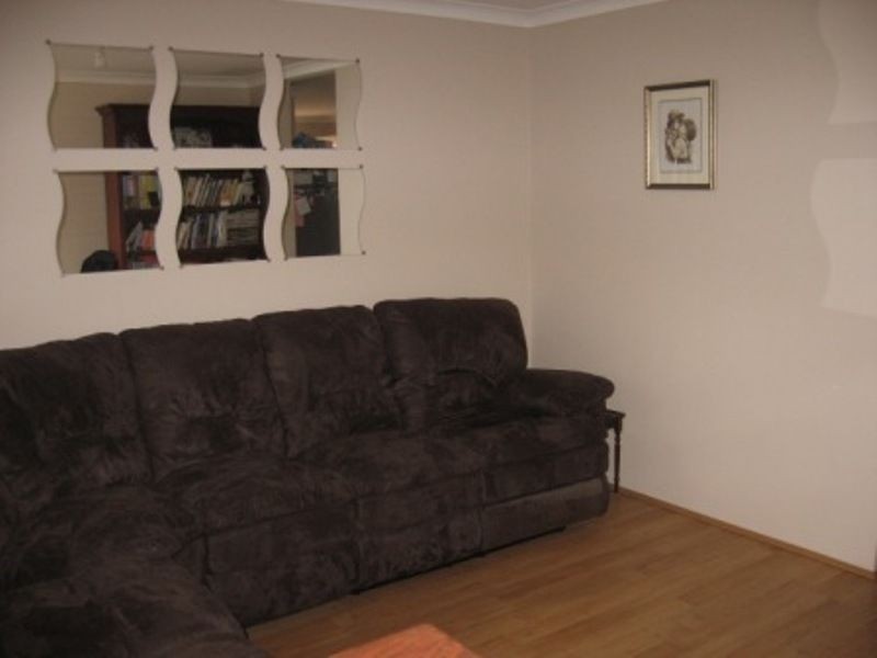 2 Beryl Close, Maida Vale WA 6057