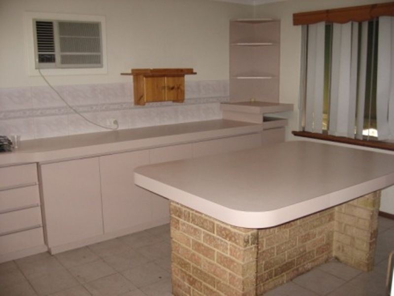 107 Wittenoom Road, High Wycombe WA 6057