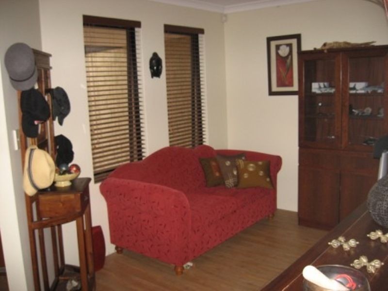 6 Benson Way, High Wycombe WA 6057