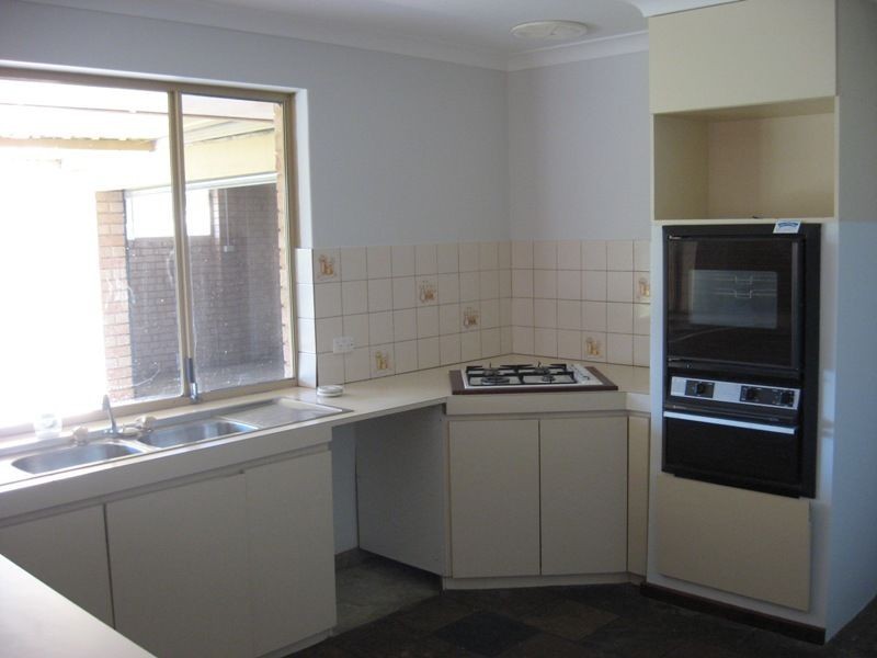 38 Durrant Way, High Wycombe WA 6057