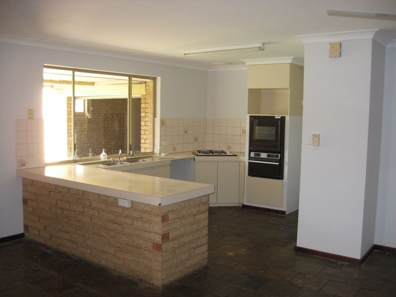 38 Durrant Way, High Wycombe WA 6057