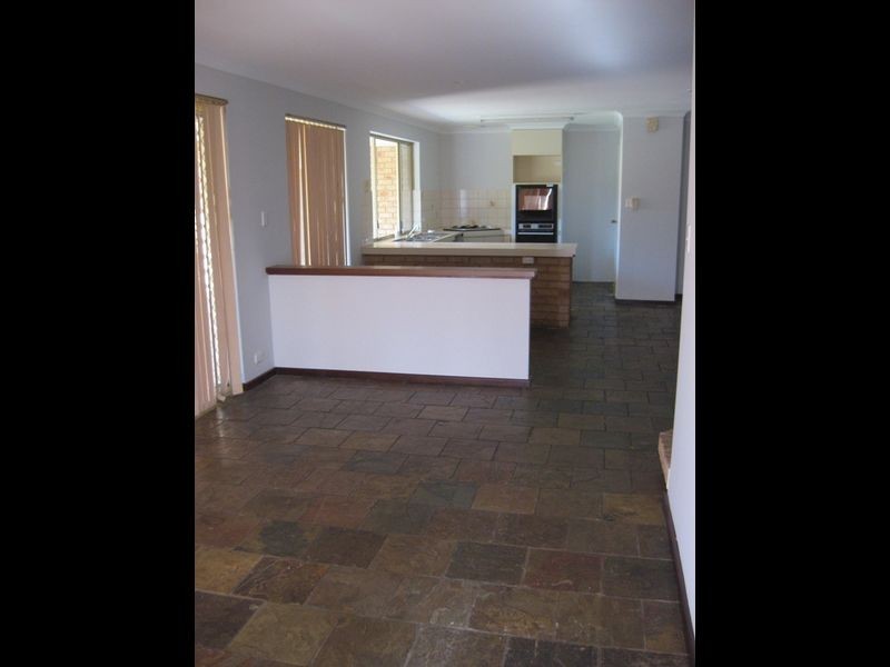 38 Durrant Way, High Wycombe WA 6057