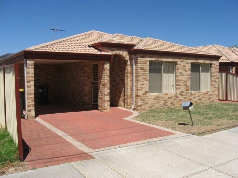 2/26A Mathoura Street, Midland WA 6056