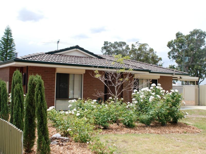 60 Pavetta Crescent, Forrestfield WA 6058