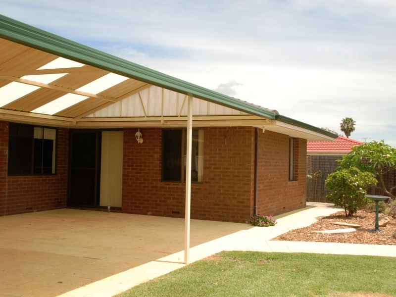 60 Pavetta Crescent, Forrestfield WA 6058