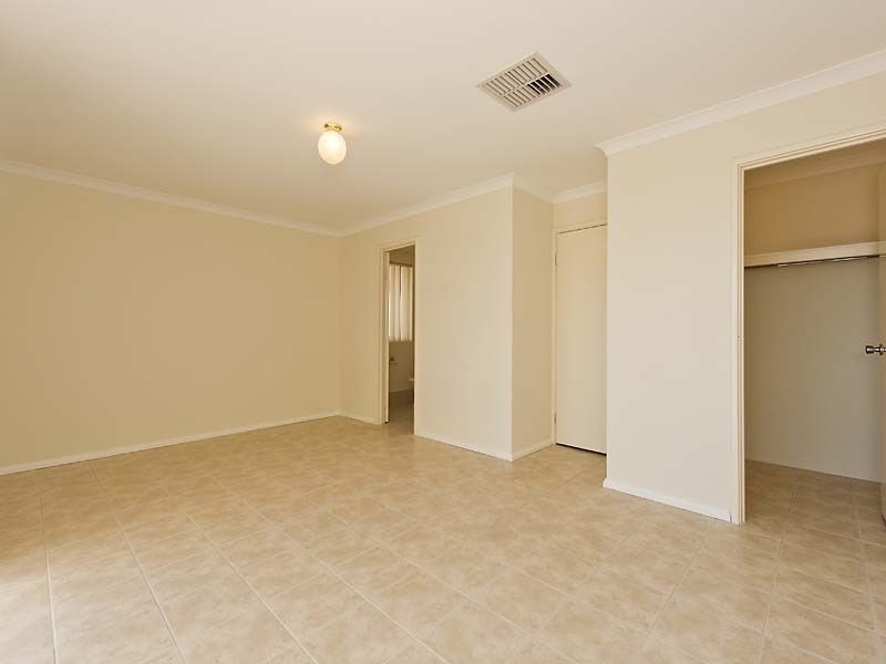 88 Lambertia Crescent, High Wycombe WA 6057