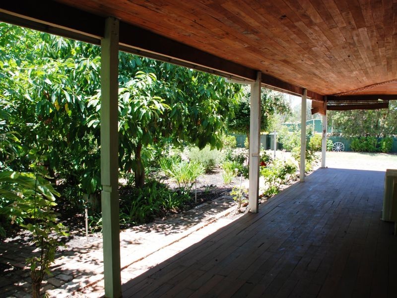 11 Spring Avenue, Midland WA 6056