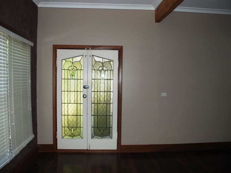 11 Spring Avenue, Midland WA 6056