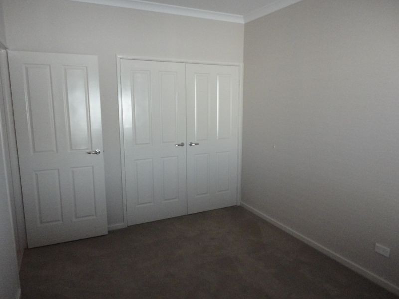 2/15 Heath Road, Kalamunda WA 6076