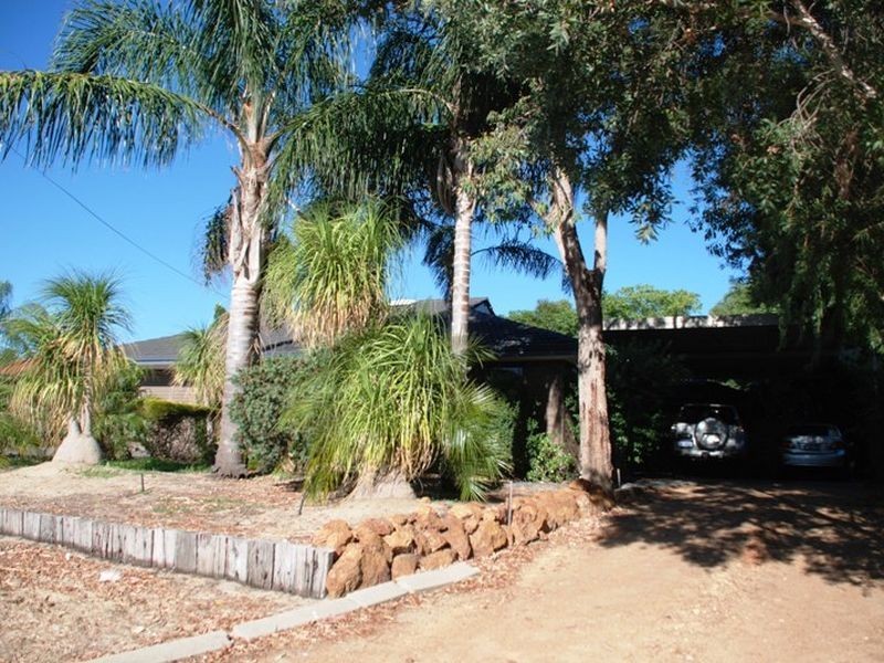 19 Booligal Street, Lesmurdie WA 6076