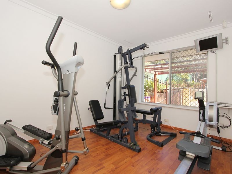 46 Mundaring Weir Road, Kalamunda WA 6076