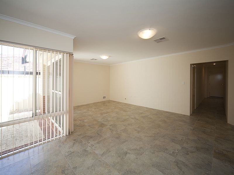 4/19 Boonooloo Road, Kalamunda WA 6076