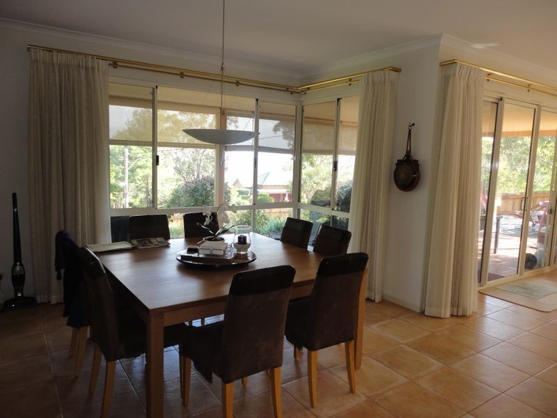 55 Lenori Road, Gooseberry Hill WA 6076