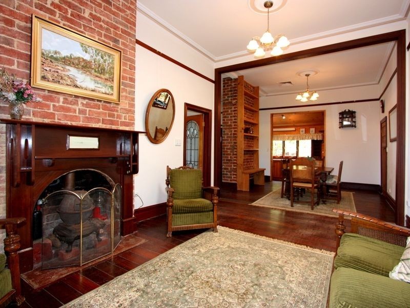 88 Kalamunda Road, Kalamunda WA 6076