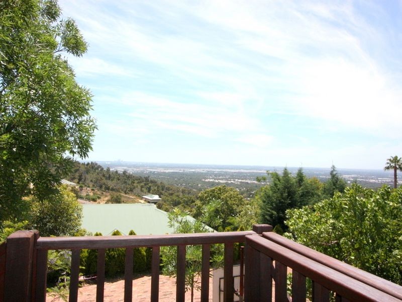 88 Kalamunda Road, Kalamunda WA 6076