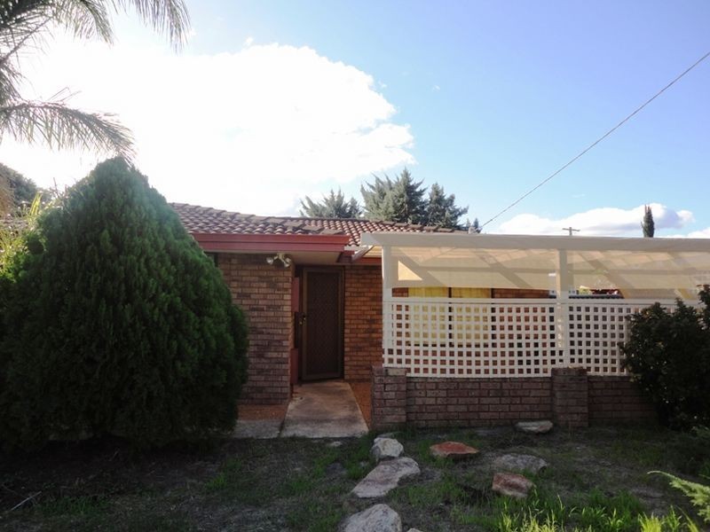 160 Newburn Road, High Wycombe WA 6057