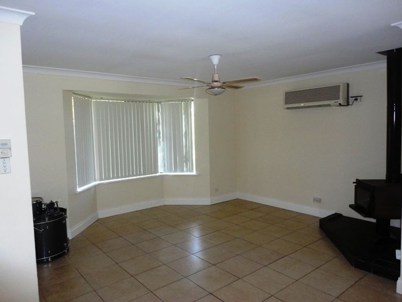 160 Newburn Road, High Wycombe WA 6057