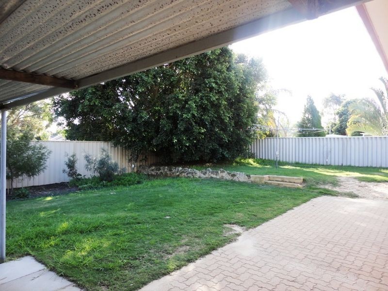 160 Newburn Road, High Wycombe WA 6057