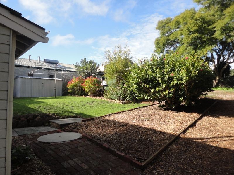 3 Kalamunda Road, Kalamunda WA 6076