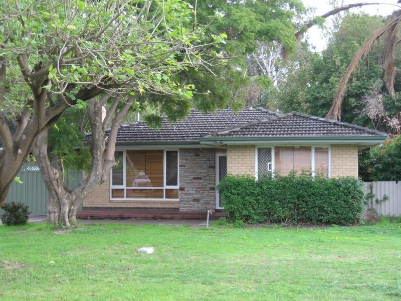 23 Warren Road, Maida Vale WA 6057