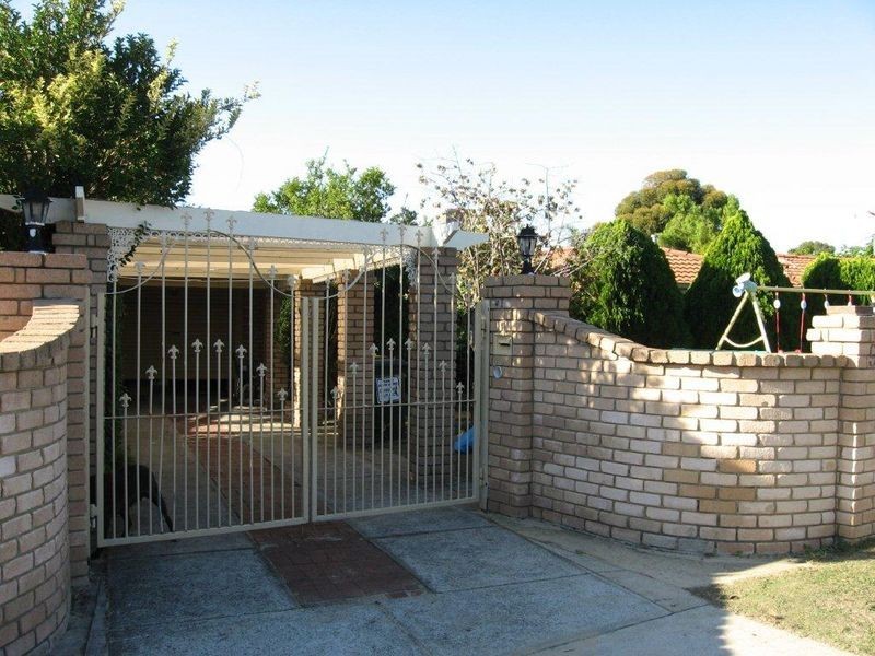 9 Cockatoo Court, High Wycombe WA 6057