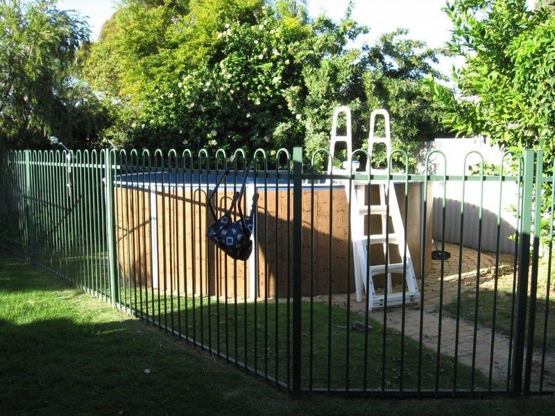 9 Cockatoo Court, High Wycombe WA 6057