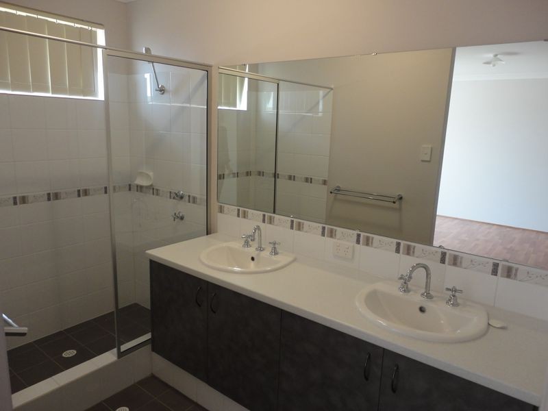 22 Agraulia Court, High Wycombe WA 6057