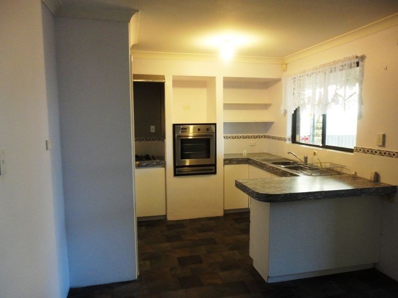 6 Heron Court, High Wycombe WA 6057