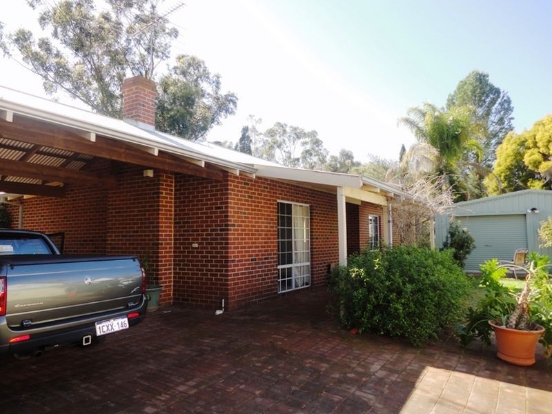 97 Salisbury Road, Swan View WA 6056