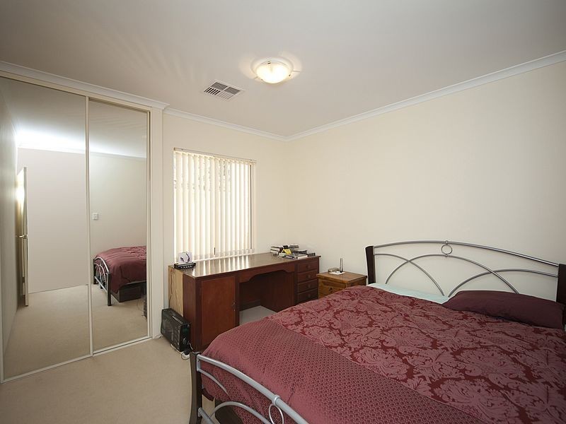 1/19 Boonooloo Road, Kalamunda WA 6076