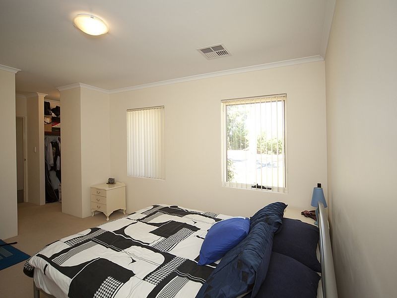 1/19 Boonooloo Road, Kalamunda WA 6076