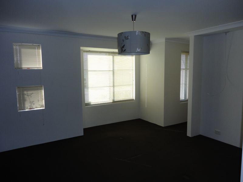 30 Norwich Way, High Wycombe WA 6057