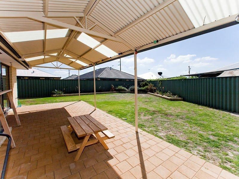 11 Fleet Circle, High Wycombe WA 6057