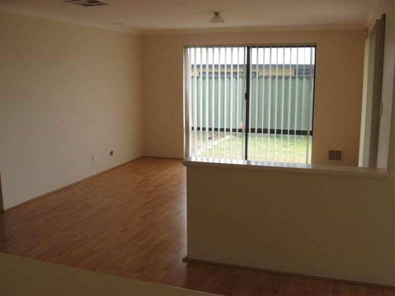 11 Fleet Circle, High Wycombe WA 6057