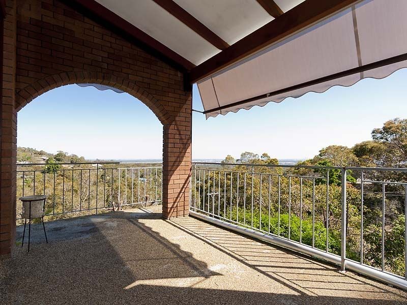 2 The Corkscrew, Gooseberry Hill WA 6076